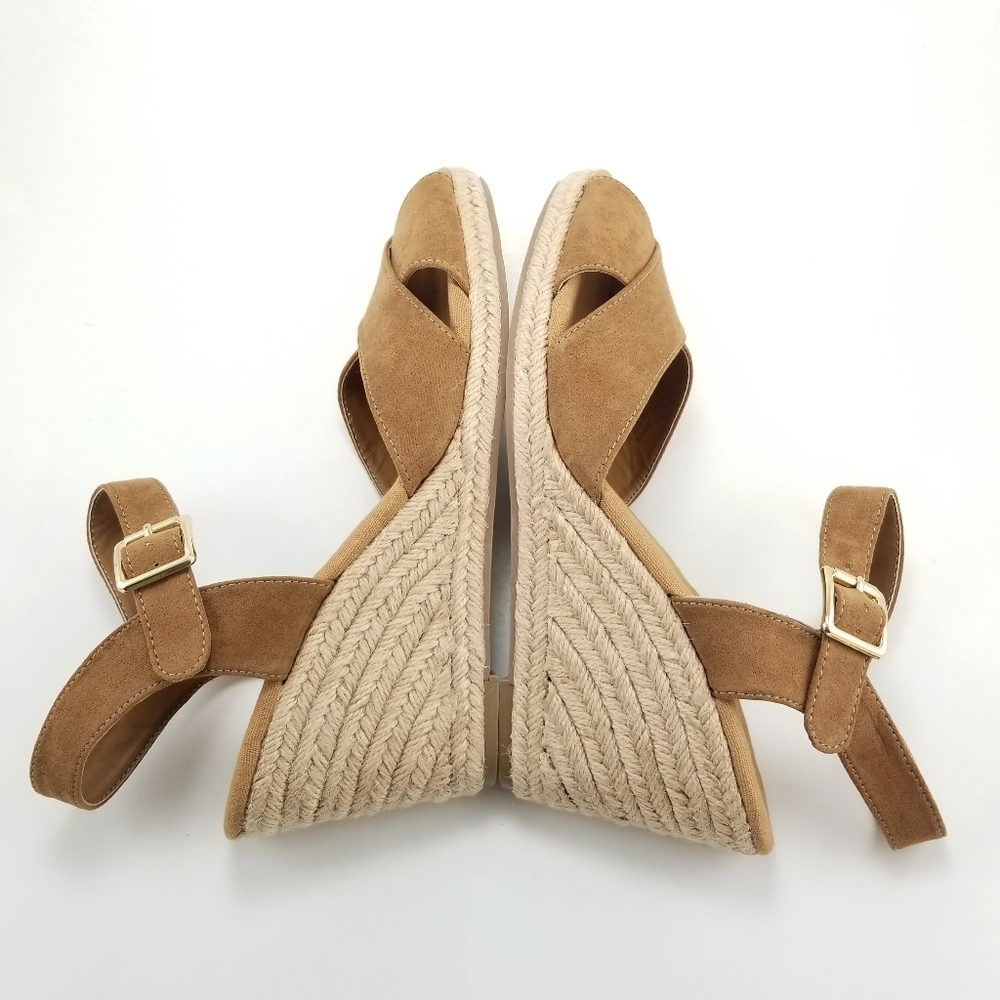 Hemp Wedge Heel Tan Suede Dress Barn Cate Size 9 - Picture 3 of 8